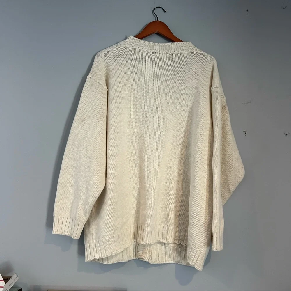 [Liz Baker] White Button Cardigan - Picture 3 of 9